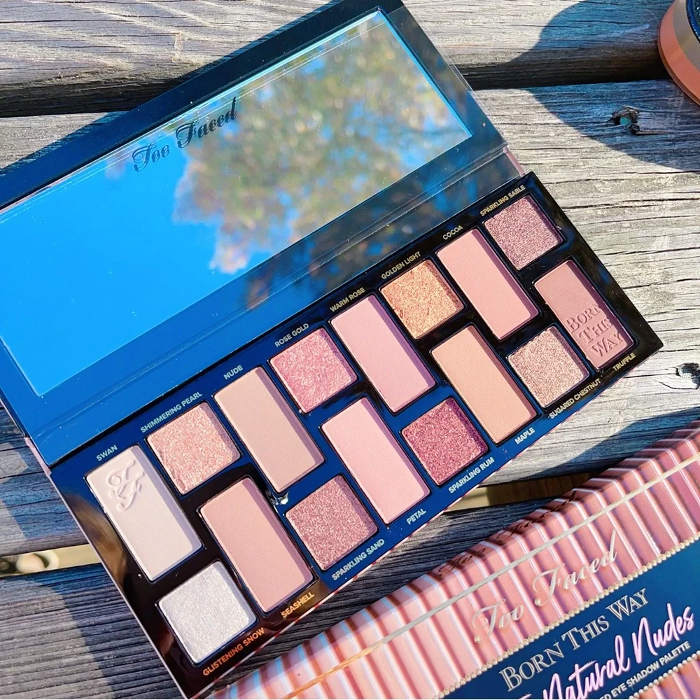 NEW Too Faced Born This Way Eyeshadow Pallete - Picture 6 of 12
